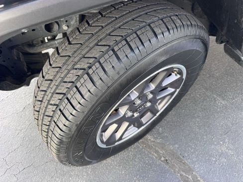 Used 2021 Jeep Gladiator Overland w/ Popular Equipment Package image 14