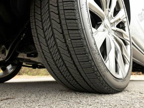 Used 2026 Cadillac Escalade Luxury w/ Touring Package image 91