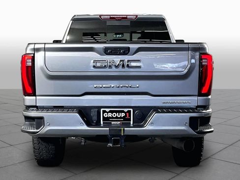 Certified 2025 GMC Sierra 2500 Denali Ultimate w/ Max Trailering Package AWD/4WD image 5