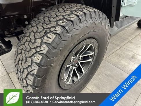 Used 2024 Jeep Wrangler Unlimited Rubicon image 41