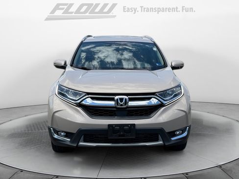 Used 2018 Honda CR-V Touring image 3