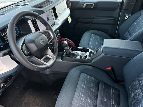 New 2026 Ford Bronco Heritage Edition AWD/4WD image 9