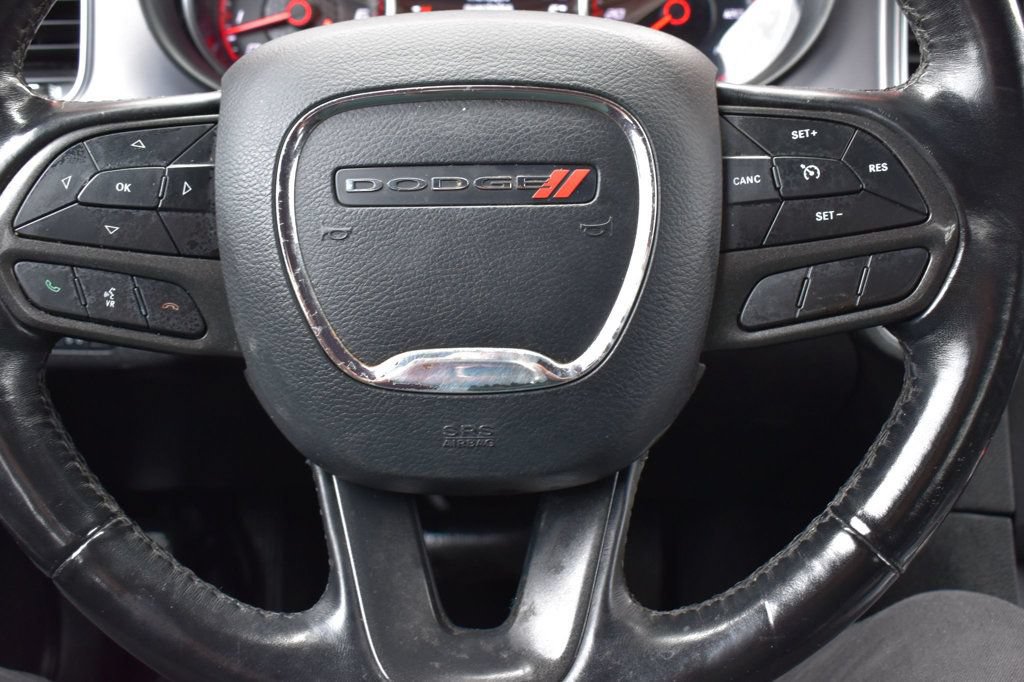 Used 2020 Dodge Charger SXT w/ Driver Convenience Group RWD image 26