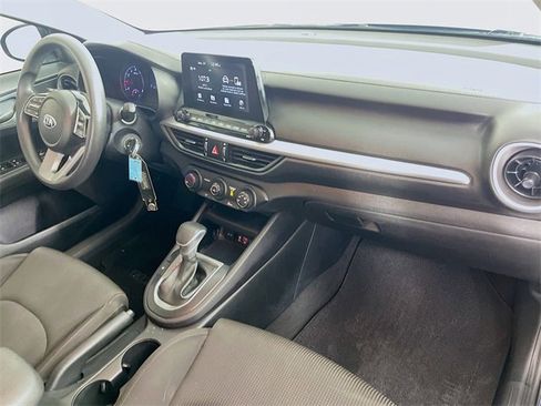 Used 2020 Kia Forte LXS image 27