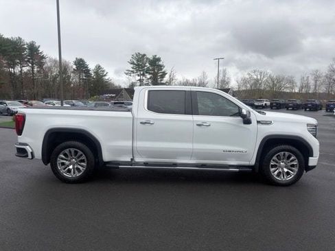 Used 2022 GMC Sierra 1500 Denali w/ Technology Package AWD/4WD image 6