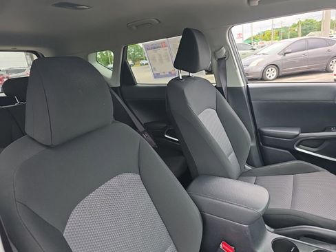 Used 2024 Kia Soul LX w/ Option Group 015 FWD image 9