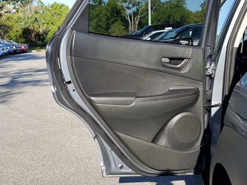 Used 2019 Hyundai Kona SEL AWD/4WD image 14