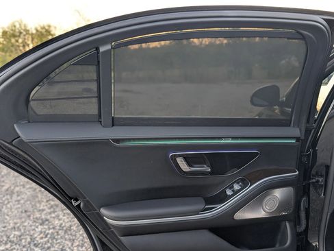 Used 2023 Mercedes-Benz S 580 S 580 4MATIC Sedan 4D image 18