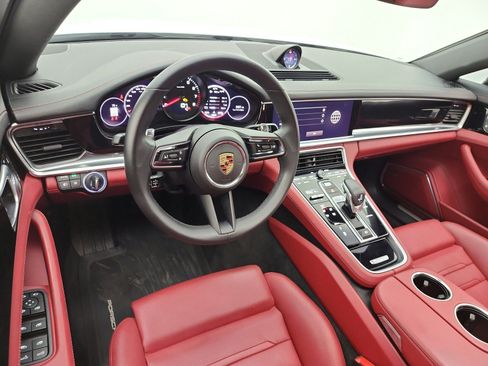 Used 2023 Porsche Panamera image 14