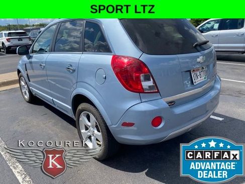Used 2013 Chevrolet Captiva Sport LTZ FWD image 3