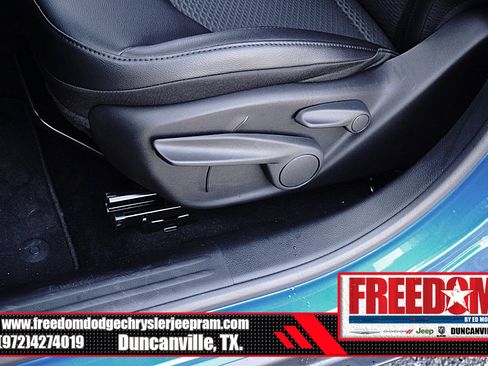 New 2026 Jeep Compass Latitude image 37