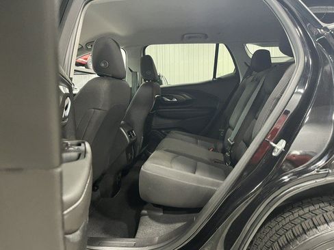 Certified 2023 GMC Terrain SLE w/ Driver Convenience Package AWD/4WD image 9
