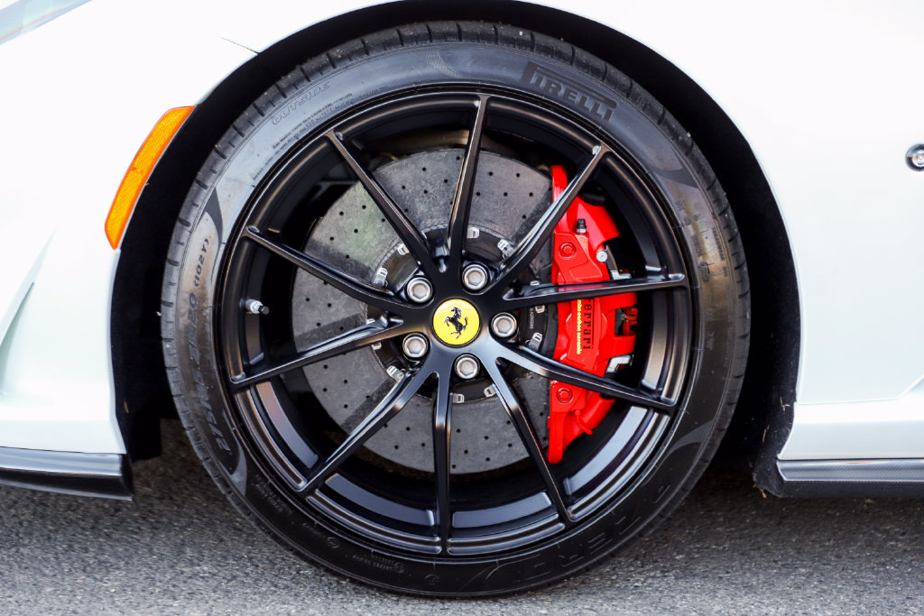 Certified 2018 Ferrari 812 Superfast RWD image 22
