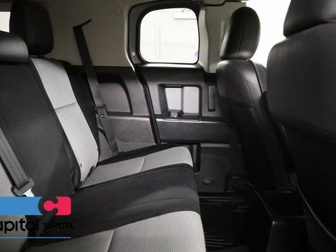Used 2013 Toyota FJ Cruiser 4WD w/ Trail Teams Special Edition image 26