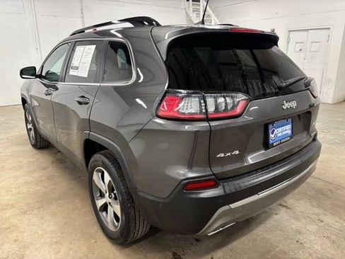 Used 2022 Jeep Cherokee Limited AWD/4WD image 5