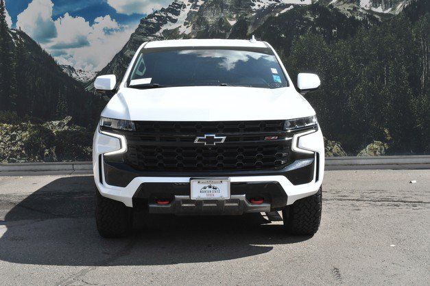 Used 2023 Chevrolet Tahoe Z71 w/ Luxury Package AWD/4WD image 5