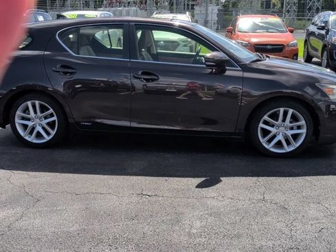 Used 2014 Lexus CT 200h FWD image 9