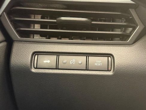 Used 2024 Nissan Altima 2.5 SR AWD/4WD image 29