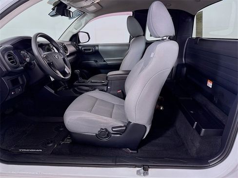 Certified 2018 Toyota Tacoma SR image 6