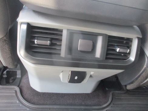 Used 2021 Ford F150 XL w/ FX4 Off-Road Package AWD/4WD image 7