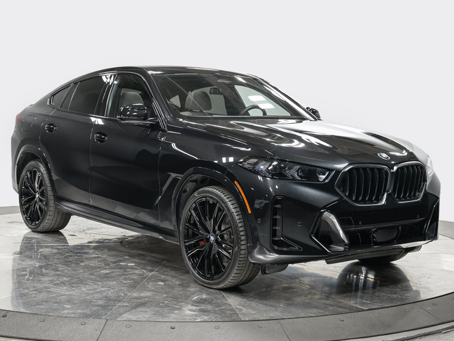 Used 2026 BMW X6 xDrive40i w/ Climate Comfort Package AWD/4WD image 9