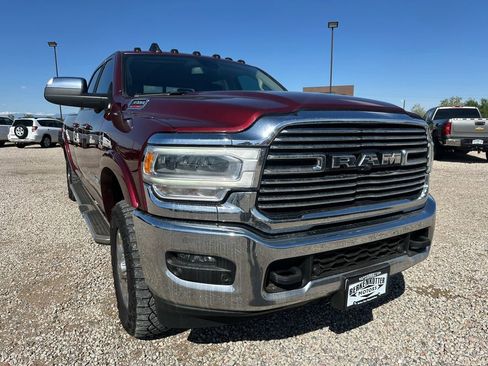 Used 2022 RAM 3500 Laramie AWD/4WD image 2