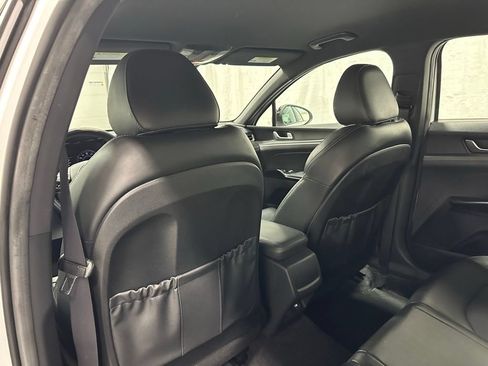 Used 2022 Kia K5 GT-Line FWD image 41