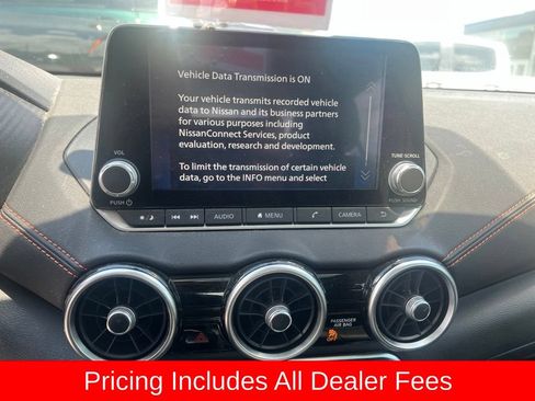 Used 2023 Nissan Sentra SR w/ SR Premium Package FWD image 10