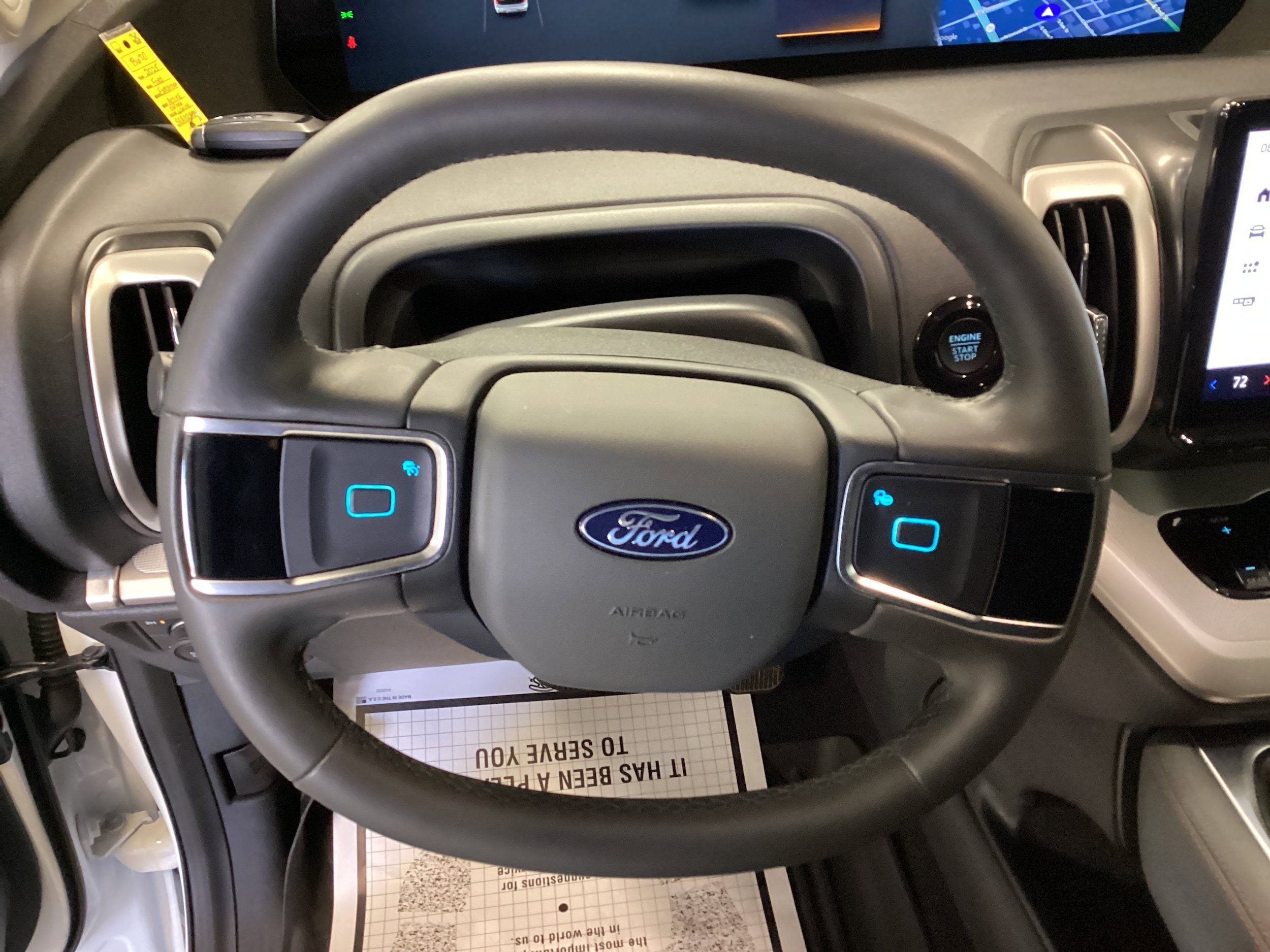 Used 2025 Ford Expedition Active AWD/4WD image 18