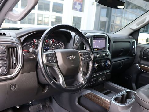 Used 2019 Chevrolet Silverado 1500 LT Trail Boss image 16