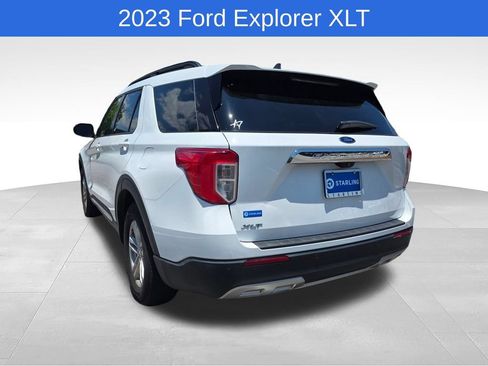 Used 2023 Ford Explorer XLT w/ Equipment Group 202A RWD image 7