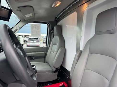 Used 2023 Ford E-350 and Econoline 350 Super Duty w/ Power Windows & Locks Group RWD image 20