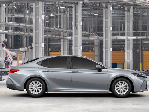 New 2026 Toyota Camry LE AWD/4WD image 11