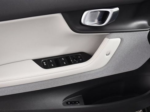 Used 2023 Polestar Polestar 2 w/ Pilot Pack AWD/4WD image 15