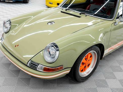 Used 1987 Porsche 911 Carrera RWD image 11