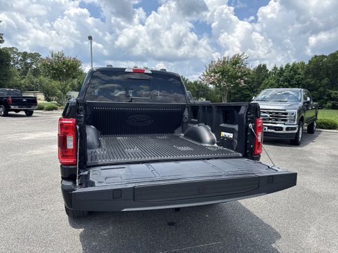 Certified 2022 Ford F150 XLT w/ Equipment Group 302A High image 9