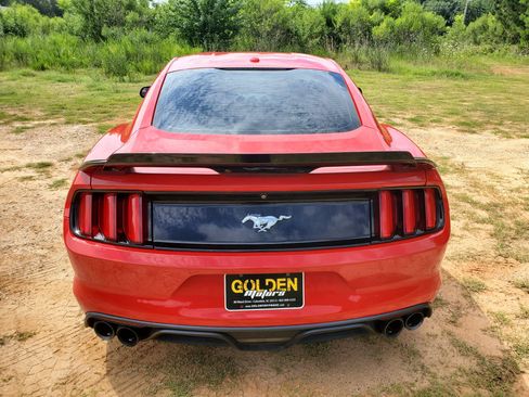 Used 2015 Ford Mustang GT Premium RWD image 10