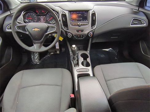 Certified 2019 Chevrolet Cruze LS image 19