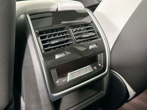 Certified 2025 BMW X5 M60i w/ Climate Comfort Package image 27