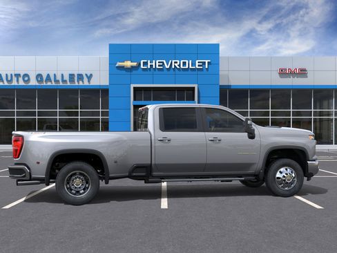 New 2026 Chevrolet Silverado 3500 LT image 6