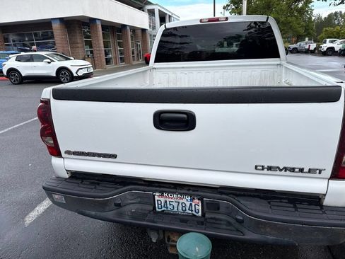 Used 2003 Chevrolet Silverado 2500 LS w/ Skid Plate Package AWD/4WD image 5