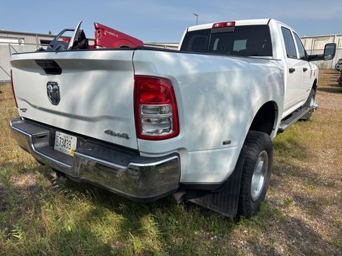 Used 2022 RAM 3500 Tradesman image 11