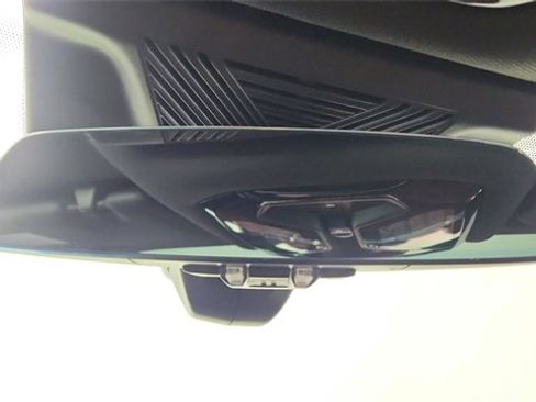 Used 2025 BMW 540i xDrive w/ Executive Package image 58