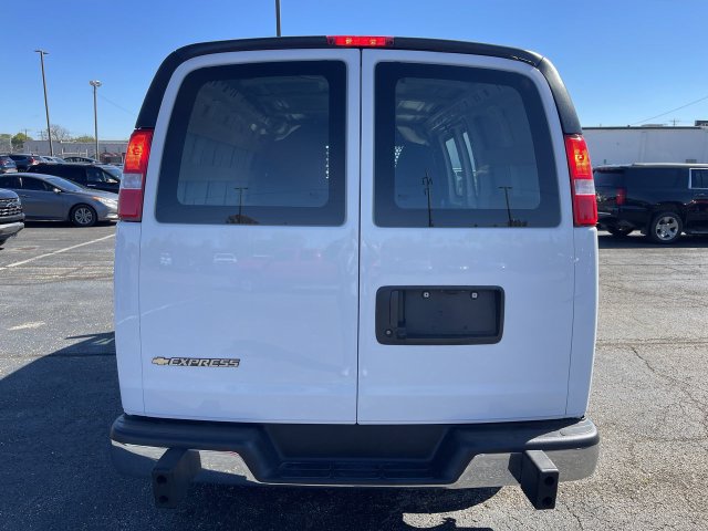 Used 2025 Chevrolet Express 2500 w/ Driver Convenience Package RWD image 13