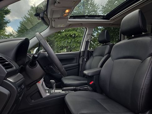 Used 2015 Subaru Forester 2.5i Limited AWD/4WD image 13