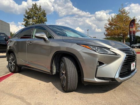 Used 2018 Lexus RX 350 FWD w/ Premium Package image 4
