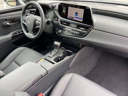 Certified 2025 Lexus ES 350 w/ Premium Package FWD image 26