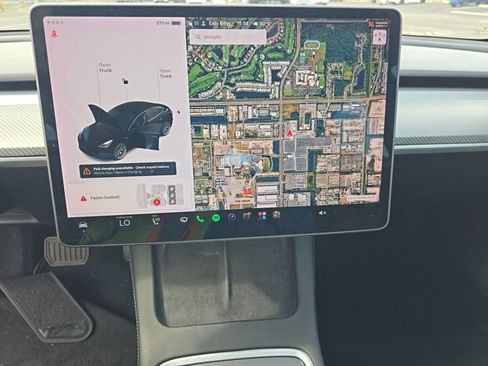 Used 2021 Tesla Model 3 Long Range AWD/4WD image 7