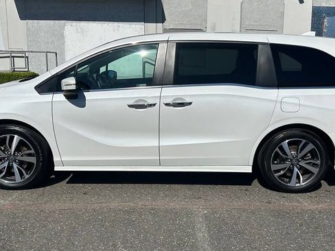 Used 2023 Honda Odyssey Touring image 8