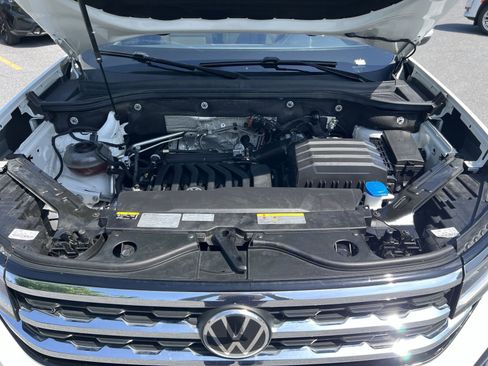 Used 2021 Volkswagen Atlas Cross Sport SE FWD image 27